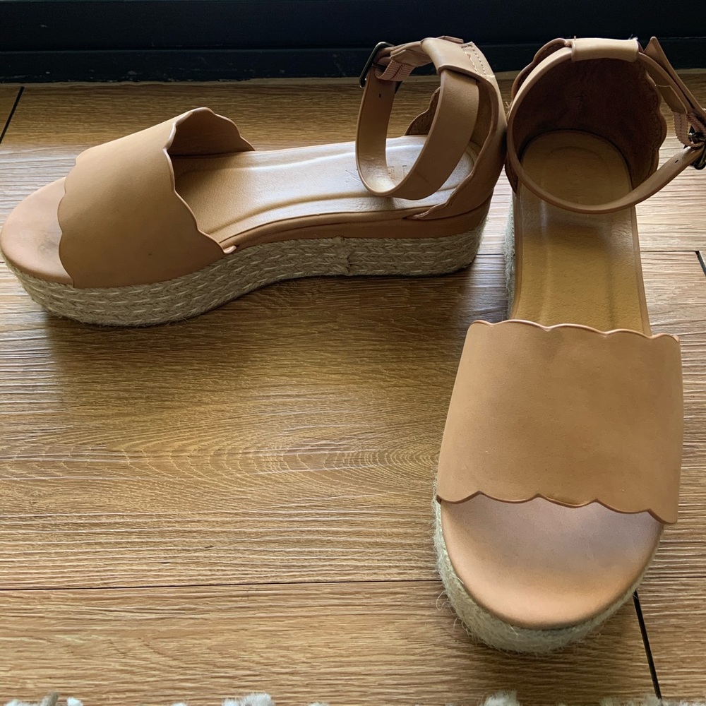 Flatform Sandals